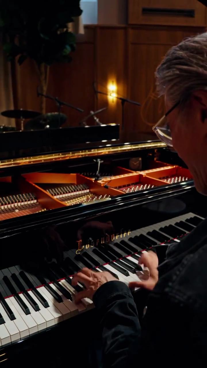 Bösendorfer Concert Grand 230VC