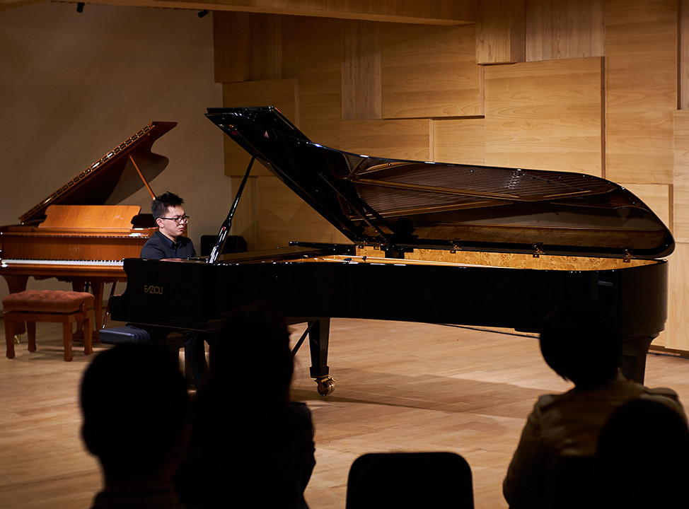 PIANO RECITAL BY RANDY RYAN