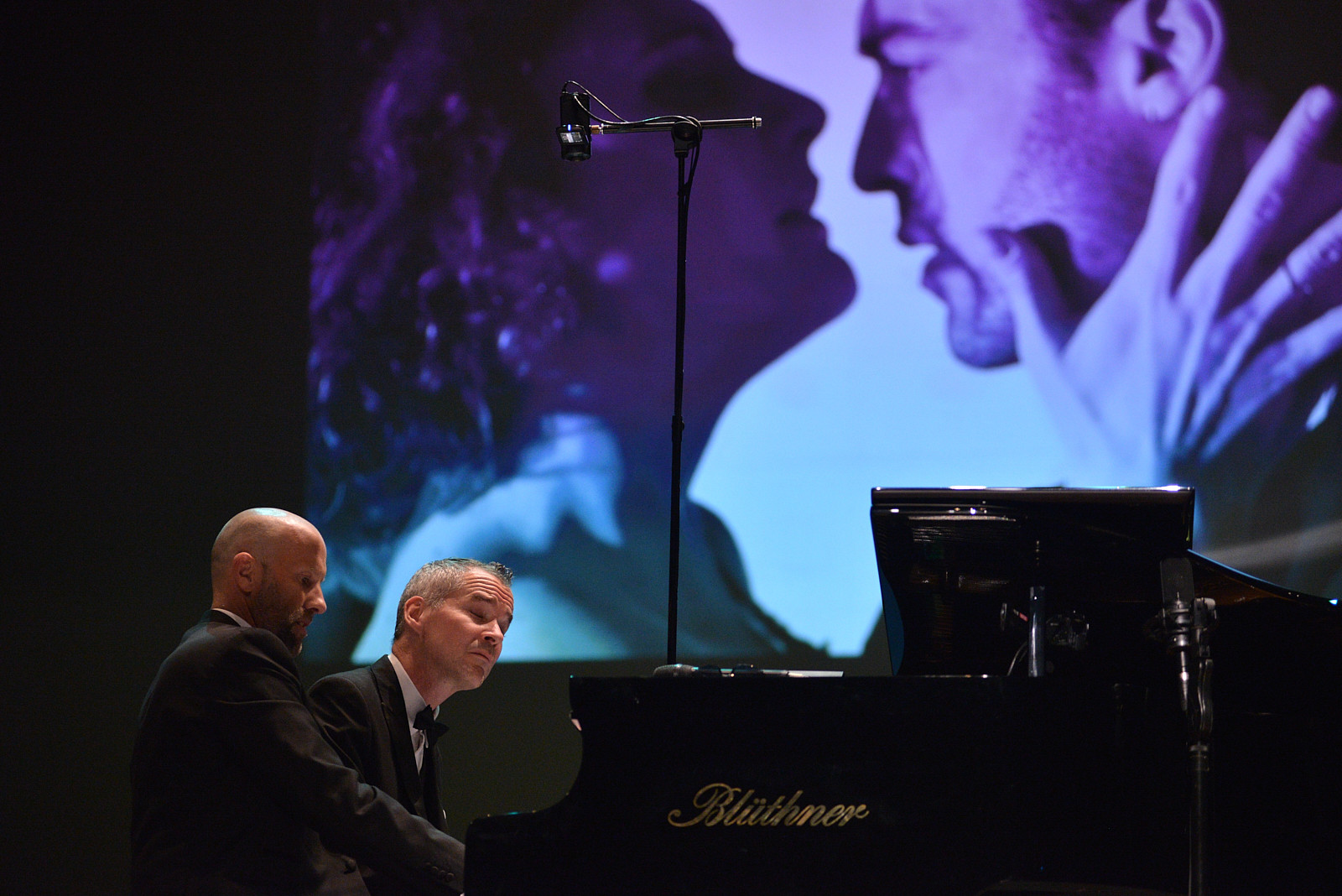 A GREAT UNEXPECTED SHOW BY PIANOTAINMENT